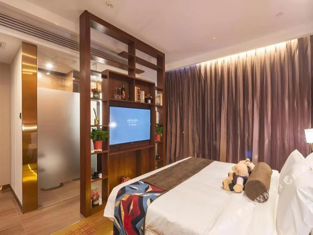 Bed in James Joyce Coffetel Tianjing First Central Hospital Nankai University