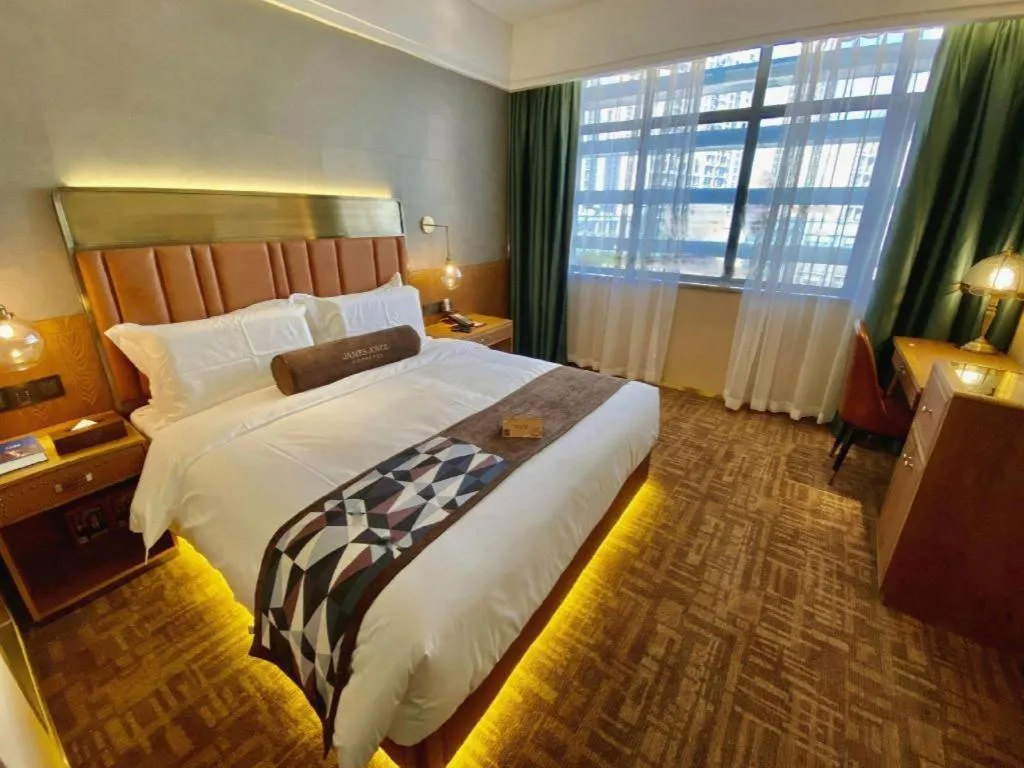 Bed in James Joyce Coffetel Tianjing First Central Hospital Nankai University