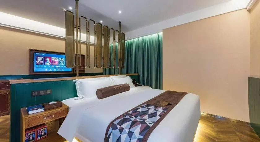 James Joyce Coffetel Tianjing First Central Hospital Nankai University