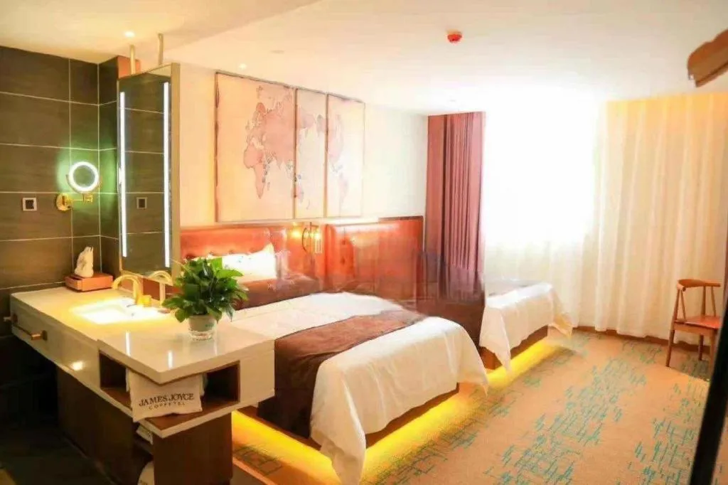 Bed in James Joyce Coffetel Beijing Yizhuang Development Zone Chicheng Times Square