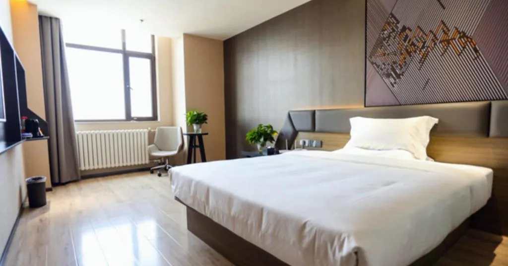 Bed in IU Hotel Lanzhou New District Airport Ruiling International