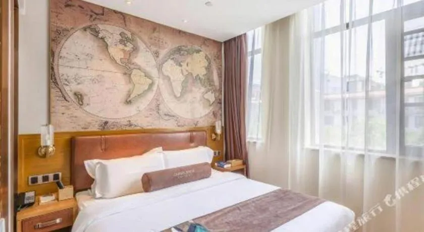 Bed in James Joyce Coffetel Luoyang Longmen High-speed Railway Station Baolong Plaza