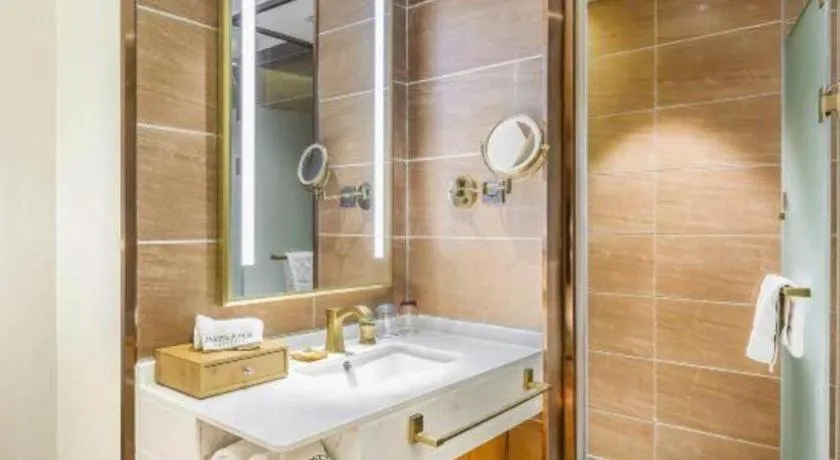 James Joyce Coffetel Luoyang Longmen High-speed Railway Station Baolong Plaza