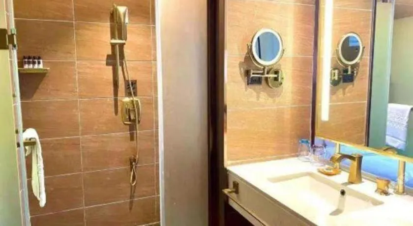 James Joyce Coffetel Luoyang Longmen High-speed Railway Station Baolong Plaza