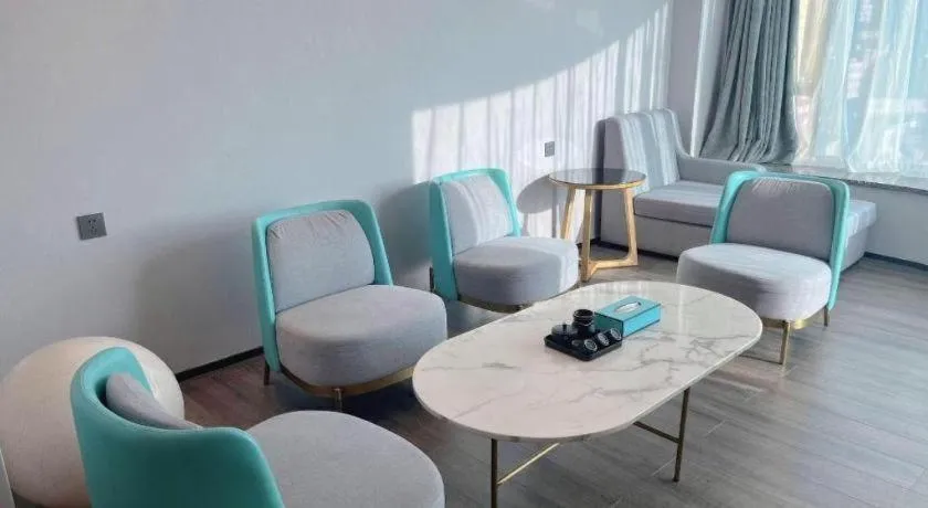 Xana Lite Huizhou Railway Station