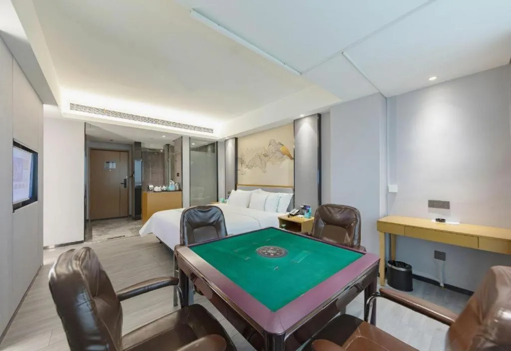 Xana Lite Huizhou Railway Station