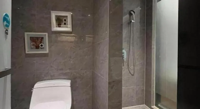 Xana Lite Huizhou Railway Station