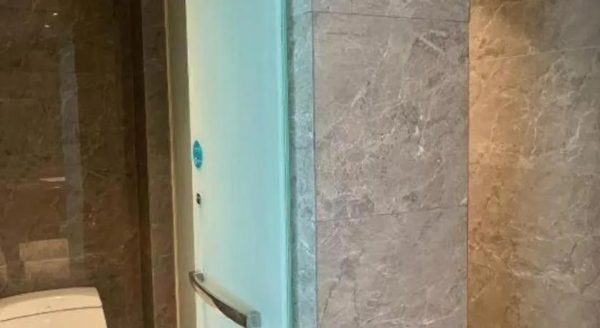 Xana Lite Huizhou Railway Station