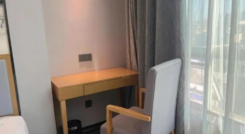 Xana Lite Huizhou Railway Station