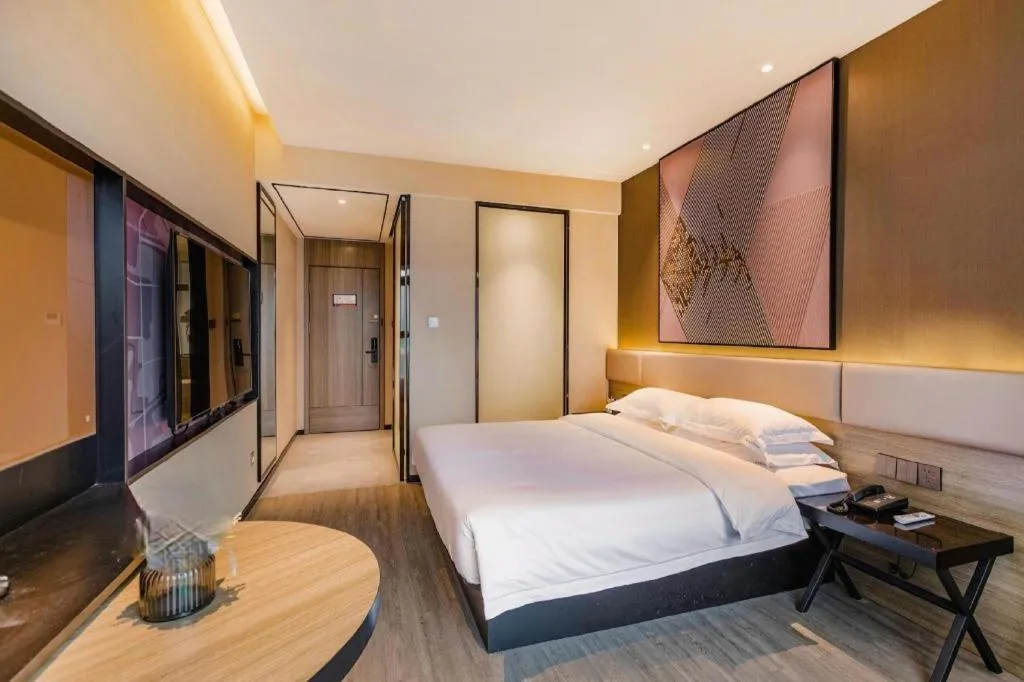 Bed in IU Hotel Chongqing Airport T3 Terminal