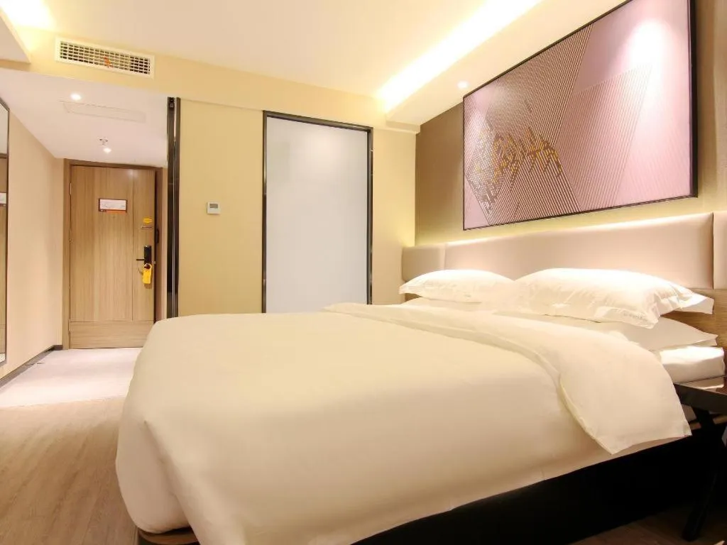 Bed in IU Hotel Chongqing Airport T3 Terminal