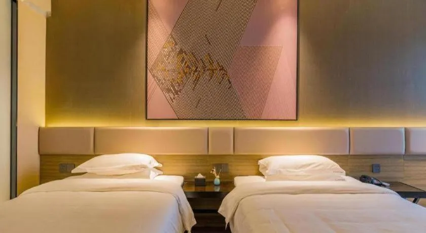 Bed in IU Hotel Chongqing Airport T3 Terminal