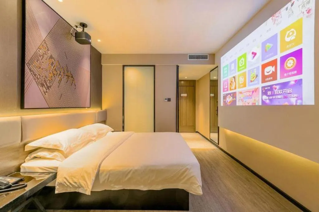 Bed in IU Hotel Chongqing Airport T3 Terminal