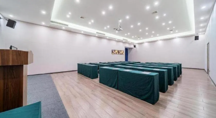 IU Hotel Chongqing Airport T3 Terminal