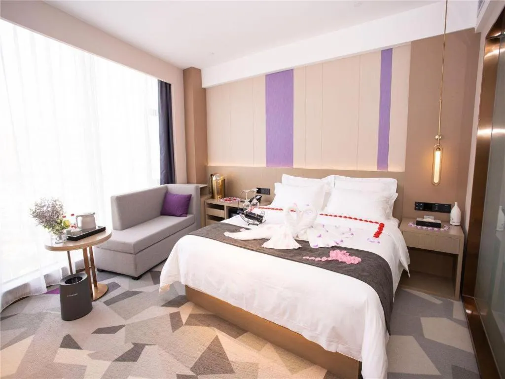 Bed in Lavande Hotel Huazhou Beijing Road