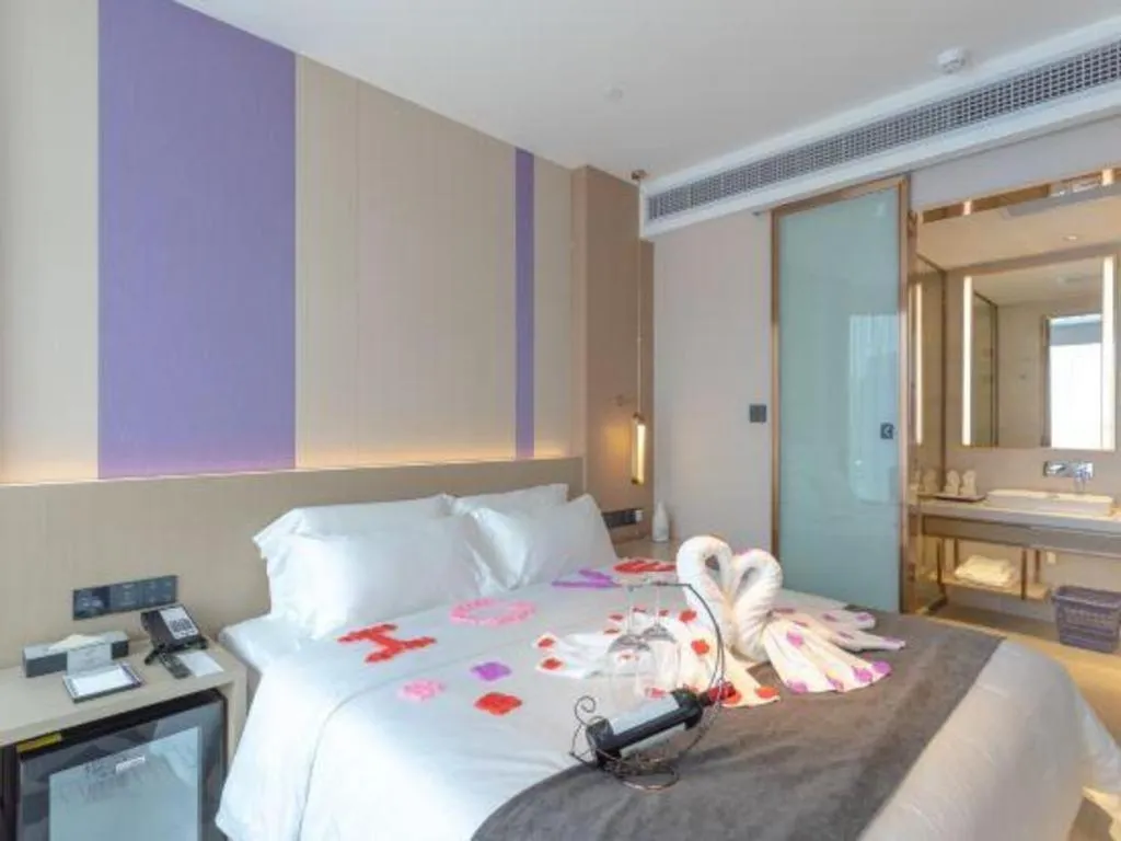 Bed in Lavande Hotel Huazhou Beijing Road