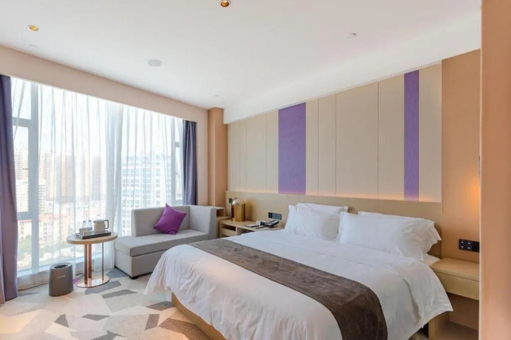 Bed in Lavande Hotel Huazhou Beijing Road