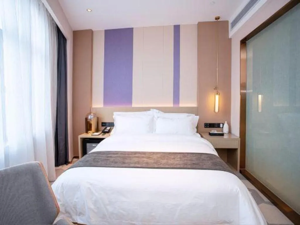 Bed in Lavande Hotel Huazhou Beijing Road