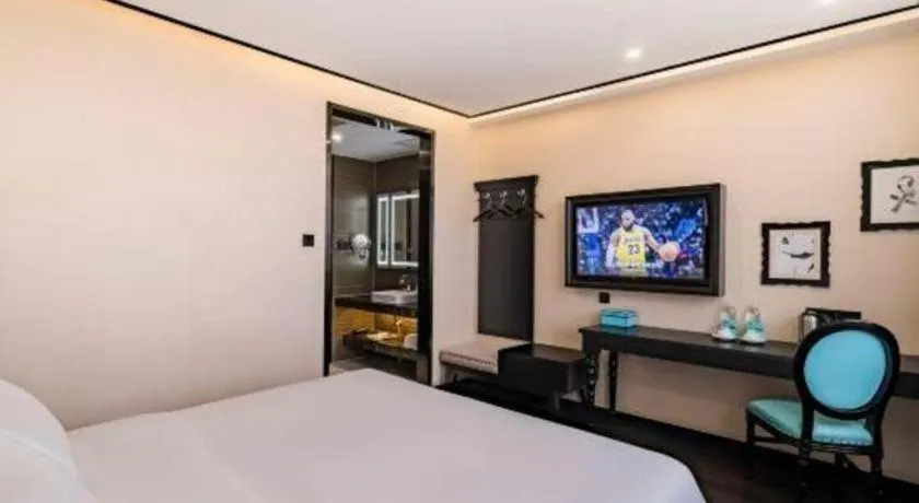 Bed in Xana Lite Hotelle Tianjin Huaming Binhai International Airport