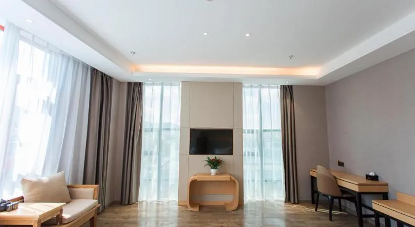 GreenTree Eastern Hotel Yunnan Shangri-La Yangtang Road