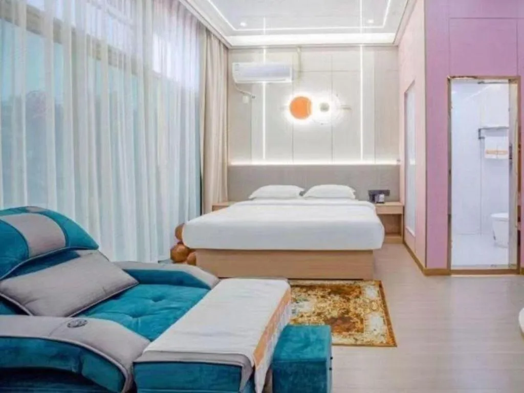 Bed in Shell Hotel Nanyang High-Speed Railway Station Jiangying Airport Huayaocheng