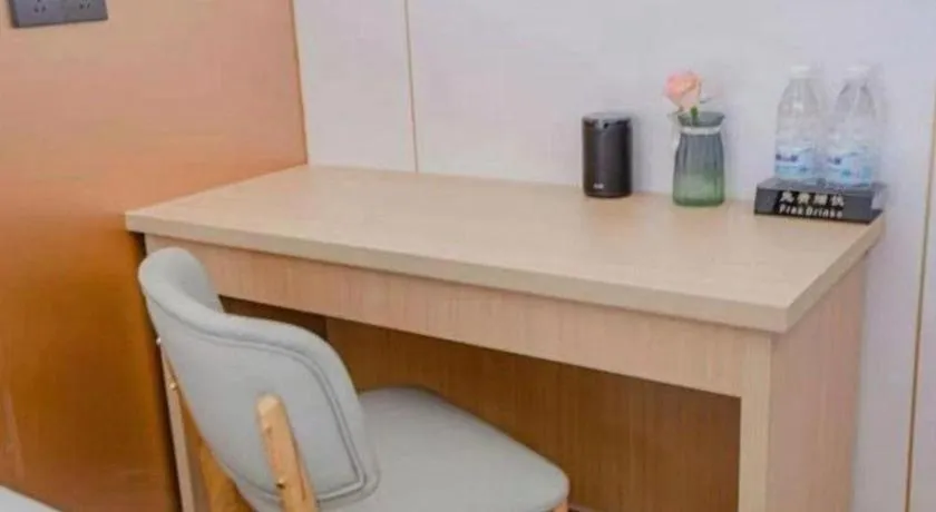 Shell Hotel Nanyang High-Speed Railway Station Jiangying Airport Huayaocheng