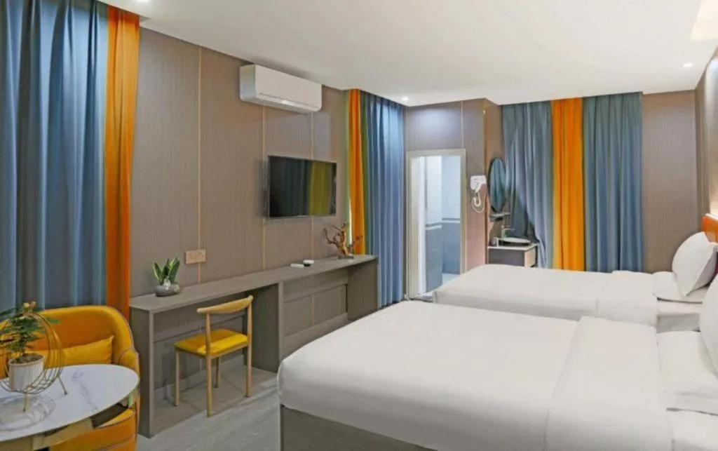 Bed in Shell Hotel Nanyang High-Speed Railway Station Jiangying Airport Huayaocheng