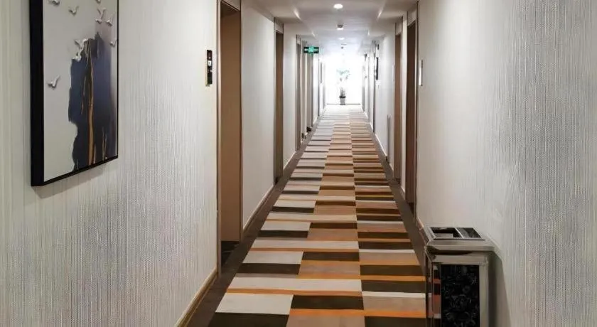 Shell Hotel Zaozhuang Xinchang Road Bada Market