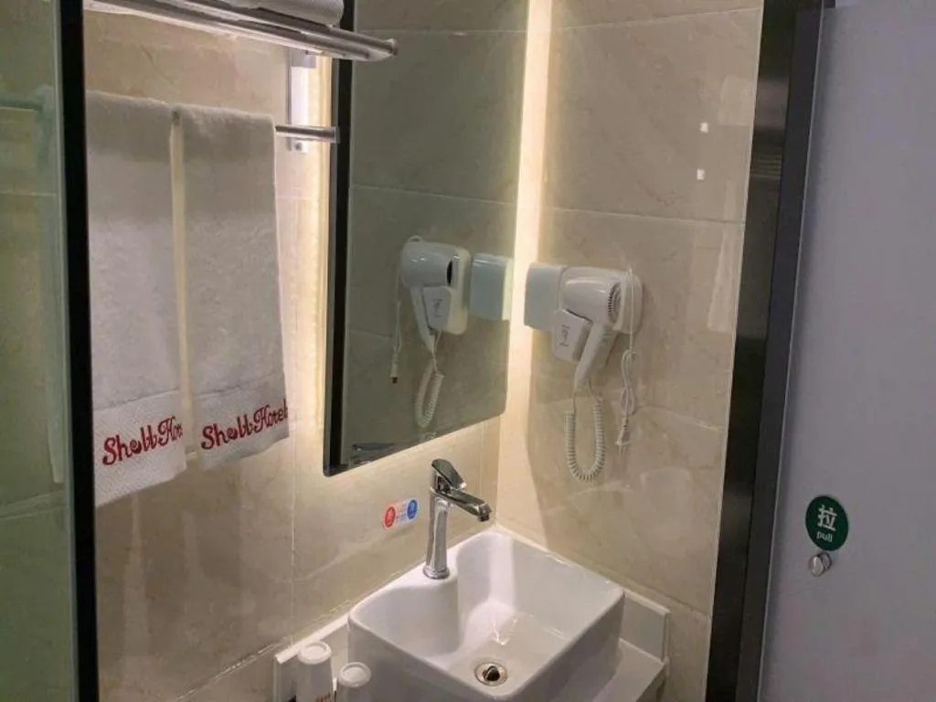 Shell Hotel Beijing Fangshan District Chengguan Metro Station