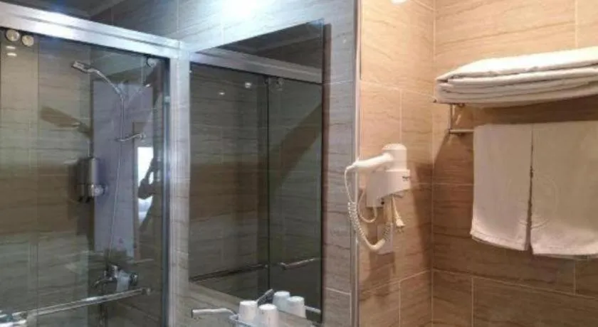 GreenTree Inn Express Shanghai Baoshan District Youyi Road Metro Station