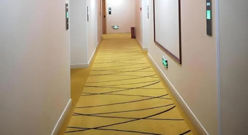 GreenTree Inn Express Shanghai Baoshan District Youyi Road Metro Station