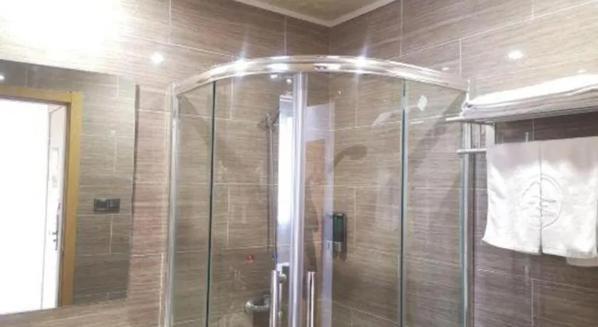 GreenTree Inn Express Shanghai Baoshan District Youyi Road Metro Station