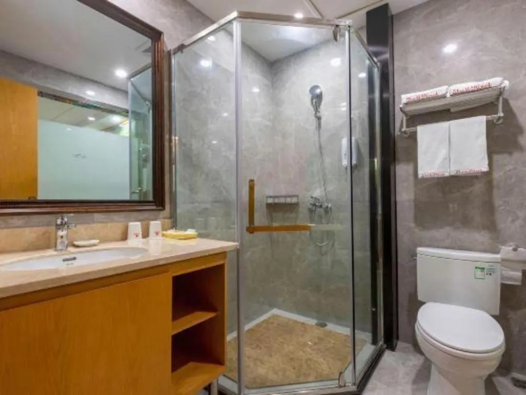 Shell Hotel Changzhou North Railway Station Global Harbor Metro Station