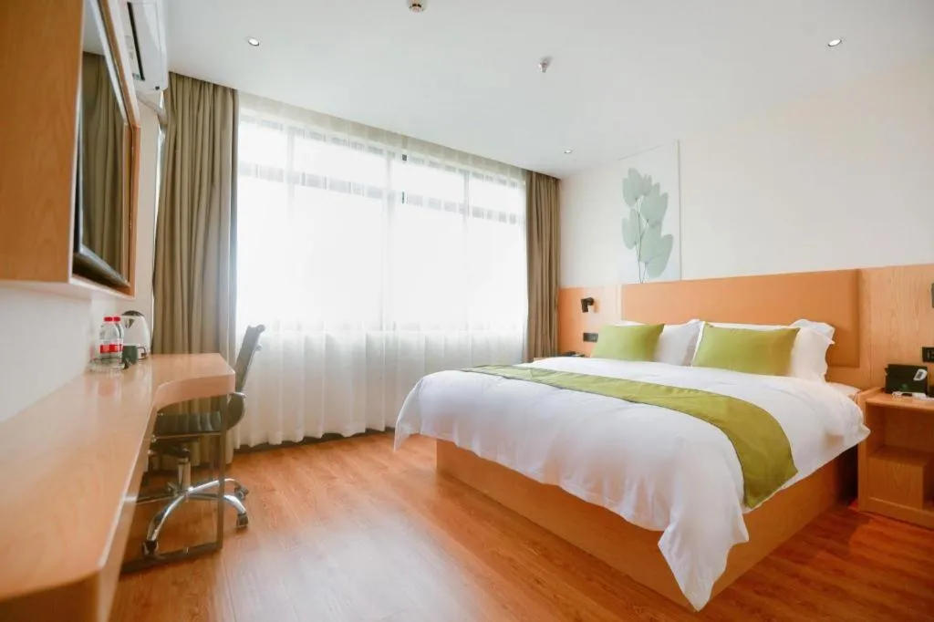 Bed in GreenTree Inn Express Guangxi Nanning Mingyang Avenue Nanning Airport