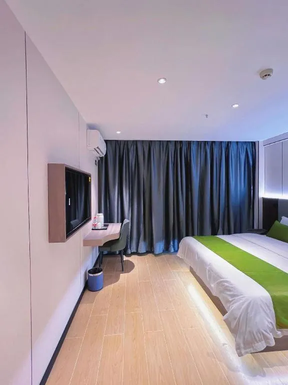 Bed in GreenTree Inn Express Guangxi Nanning Mingyang Avenue Nanning Airport