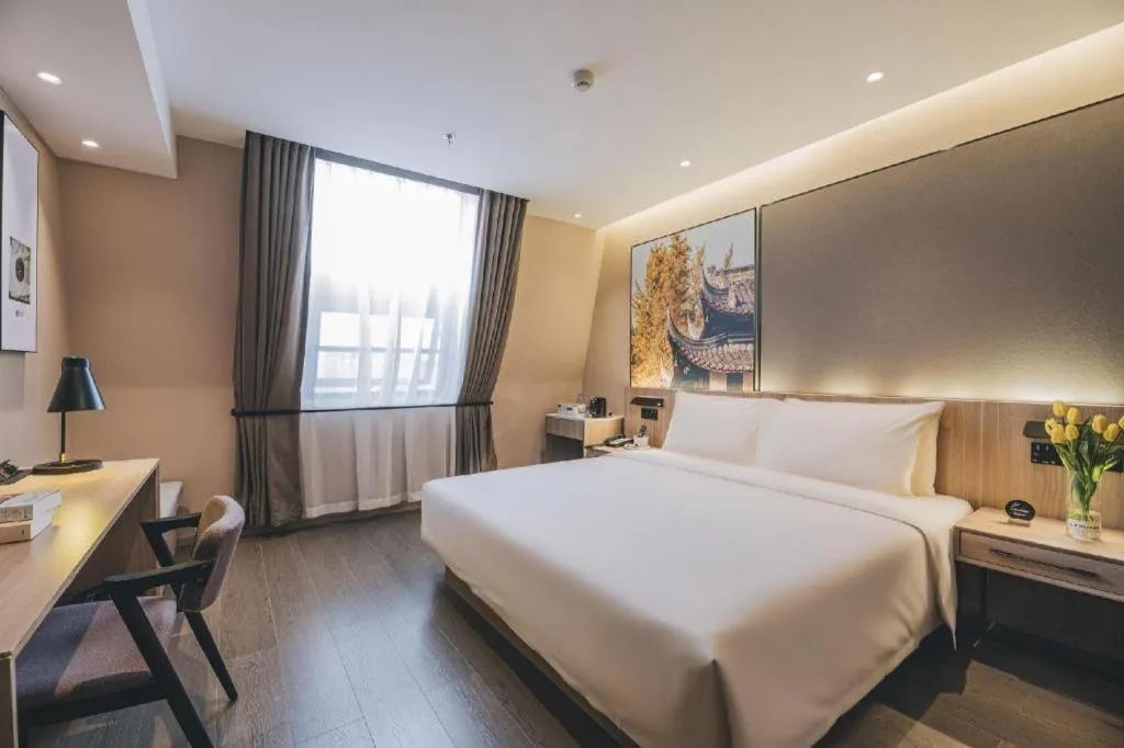 Bed in Atour Light Hotel Chengdu Wuhou Shuangnan Hongpailou Road