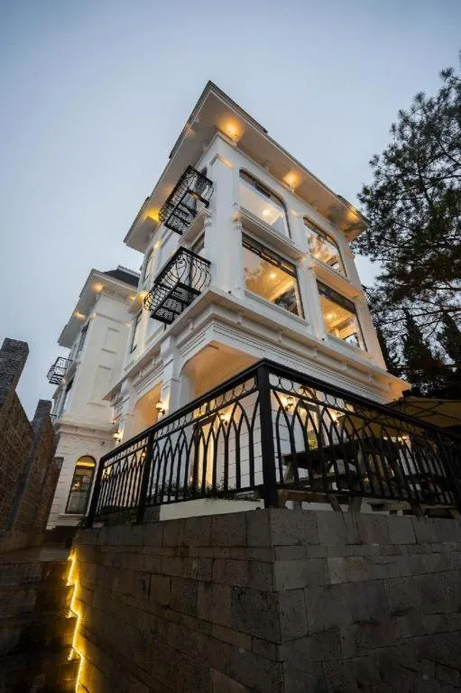 The Gate Boutique Hotel Da Lat