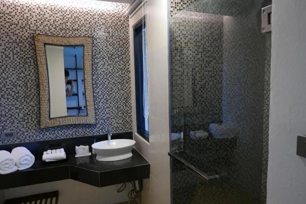 AT Kung Kra baen Hotel and Residence