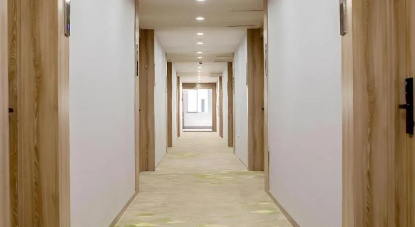 VX Hotel Hangzhou Banshan