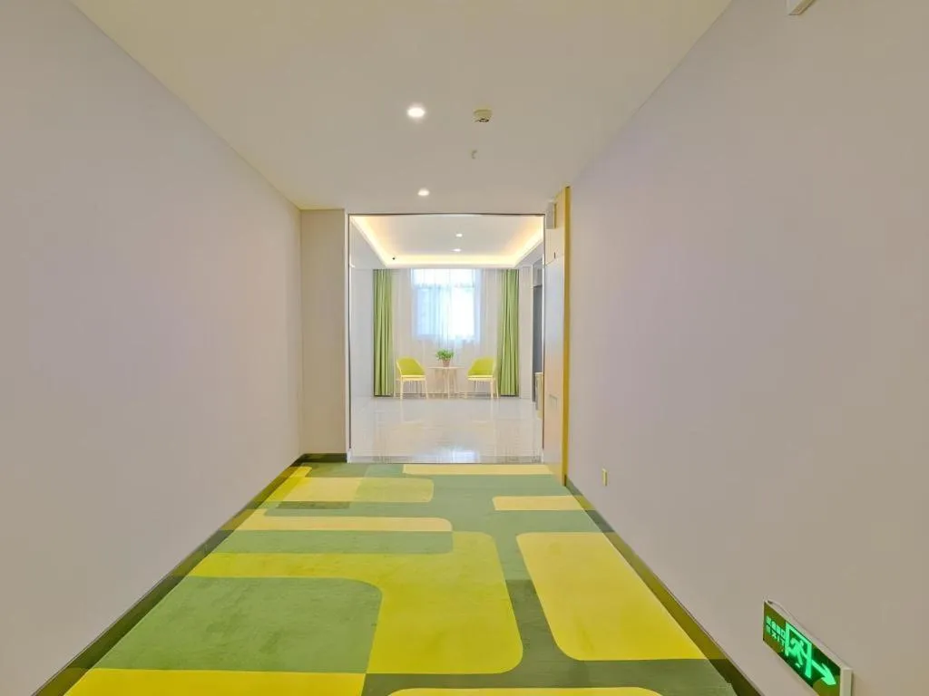 Vatica Hotel Hefei Yaohai Longgang Subway Station