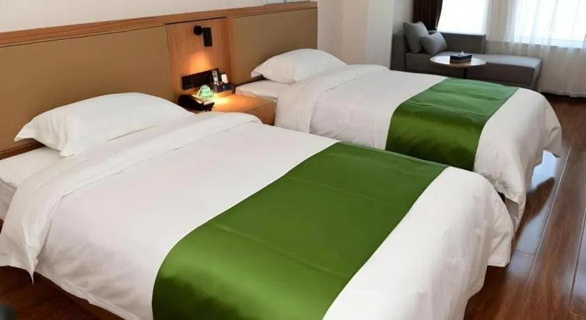 Bed in GreenTree Inn Xingta Songjing Street Financial Center