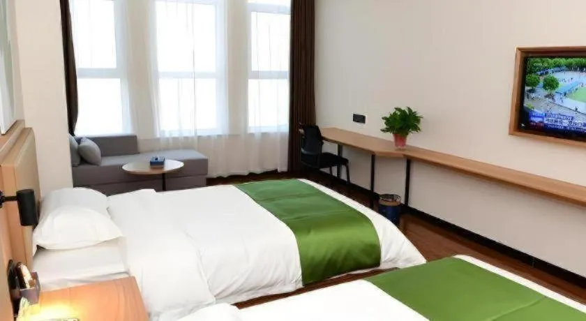 Bed in GreenTree Inn Xingta Songjing Street Financial Center