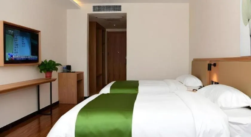Bed in GreenTree Inn Xingta Songjing Street Financial Center