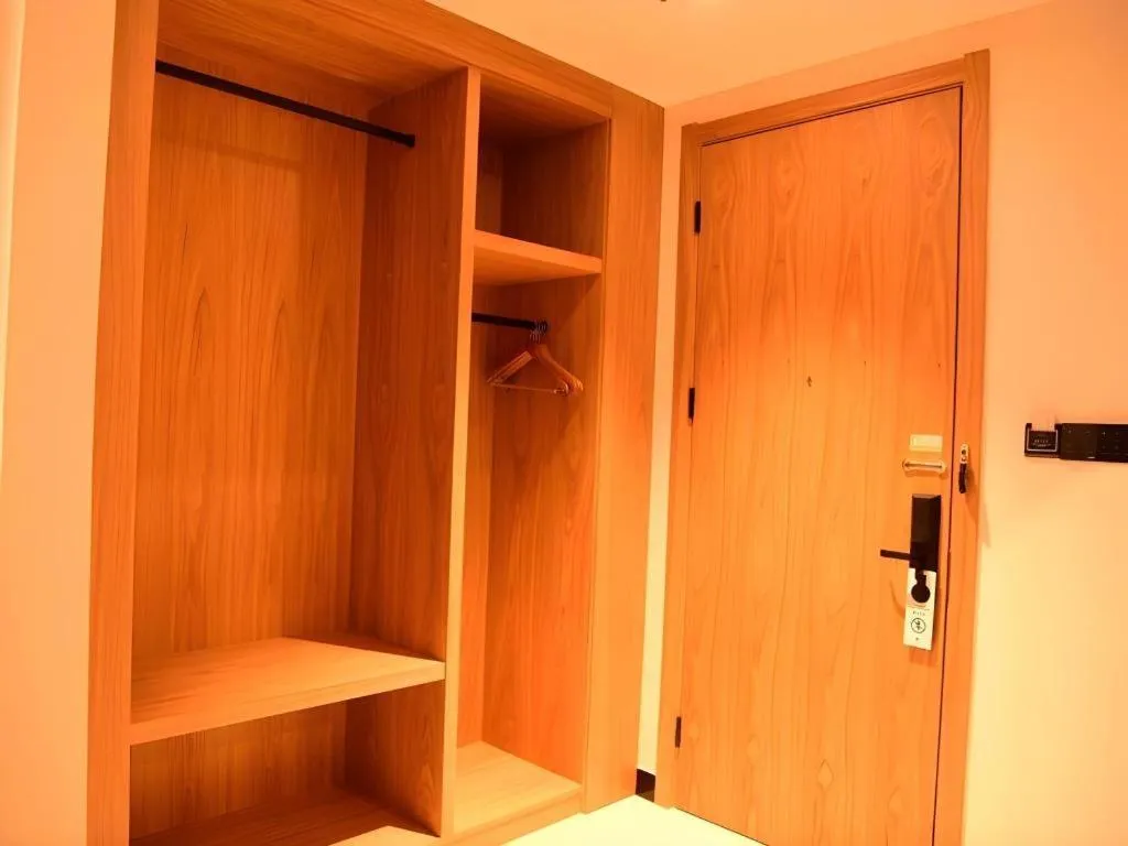 GreenTree Inn Xingta Songjing Street Financial Center