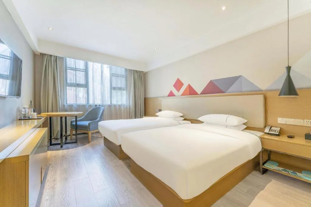 Bed in City Comfort Inn Guangzhou Shixi Metro Station Pazhou Exhibition