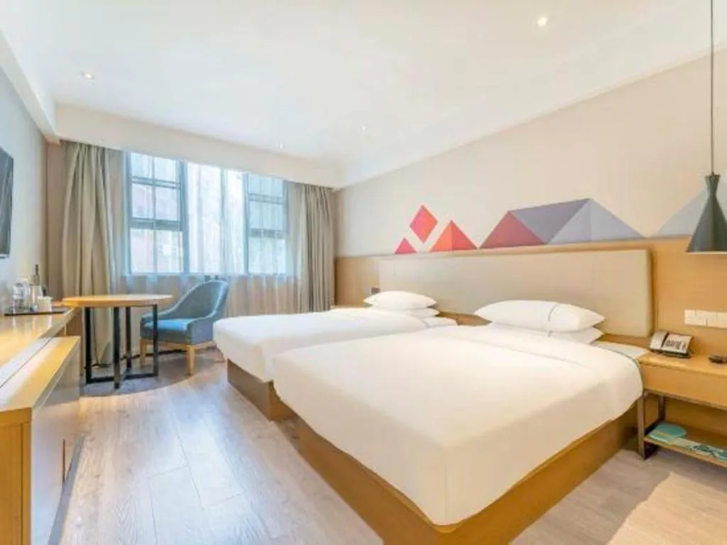 Bed in City Comfort Inn Guangzhou Shixi Metro Station Pazhou Exhibition