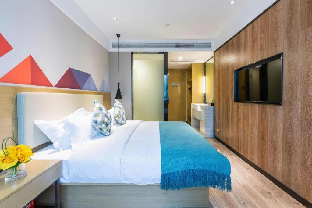 Bed in City Comfort Inn Guangzhou Shixi Metro Station Pazhou Exhibition