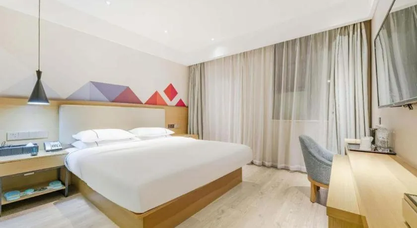 Bed in City Comfort Inn Guangzhou Shixi Metro Station Pazhou Exhibition