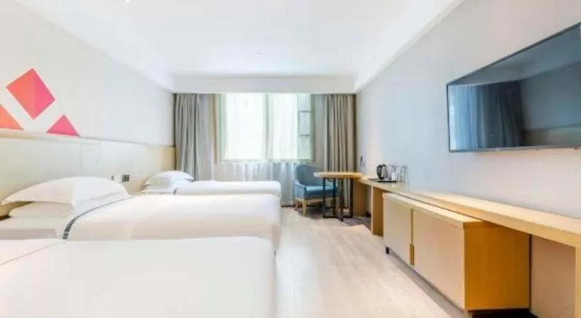 Bed in City Comfort Inn Guangzhou Shixi Metro Station Pazhou Exhibition