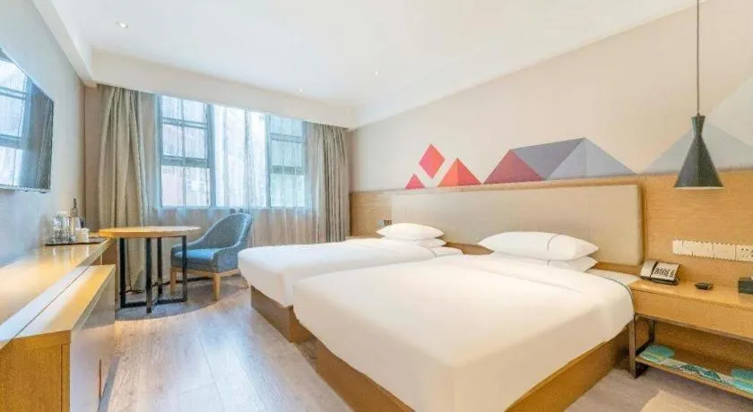 Bed in City Comfort Inn Guangzhou Shixi Metro Station Pazhou Exhibition